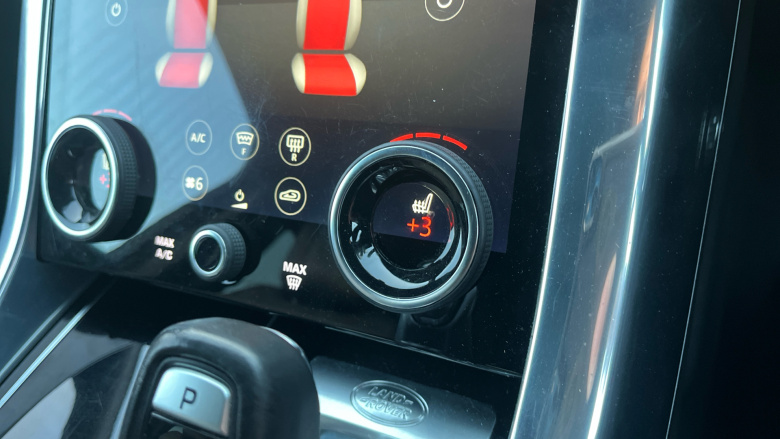 Land Rover Range Rover Sport 3.0 D300 HSE Dynamic Black 5dr Auto Diesel Estate